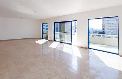 Empty Room image for: Apartment - 3 Bedrooms - 4 Bathrooms for rent in Al Shaheen Tower - Al Khalidiya - Abu Dhabi, Image 1