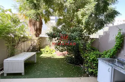 Villa - 2 Bedrooms - 3 Bathrooms for rent in Al Reef Villas - Al Reef - Abu Dhabi
