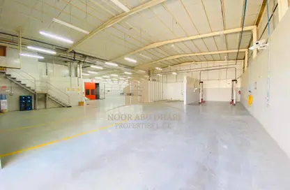 Parking image for: Warehouse - Studio - 3 Bathrooms for rent in Batha Al Hayer - Al Ain Industrial Area - Al Ain, Image 1