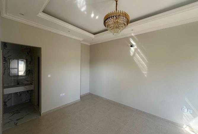 15643898 - صورة العقار 3