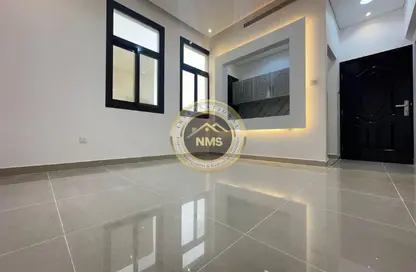 Apartment - 1 Bedroom - 1 Bathroom for rent in Al Mushrif Villas - Al Mushrif - Abu Dhabi
