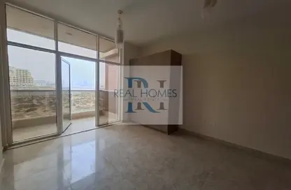 Apartment - Studio - 1 Bathroom for rent in Al Warsan 4 - Al Warsan - Dubai
