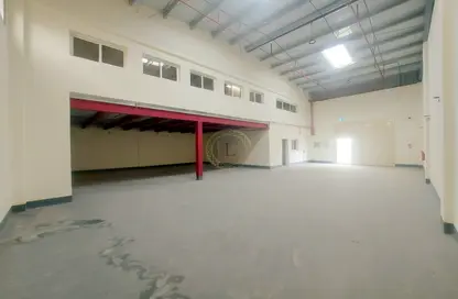 Warehouse - Studio - 1 Bathroom for rent in Wadi AL AIN 1 - Al Noud - Al Ain
