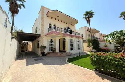 Villa - 4 Bedrooms - 4 Bathrooms for rent in Umm Suqeim 2 Villas - Umm Suqeim 2 - Umm Suqeim - Dubai