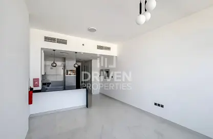 Apartment - 1 Bathroom for sale in Uniestate Supreme Residence - Arjan - Dubai