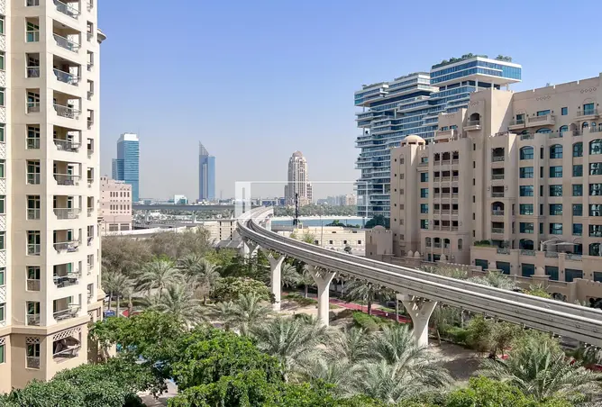 Apartment - 1 Bedroom - 2 Bathrooms for sale in Al Hamri - Shoreline Apartments - Palm Jumeirah - Dubai