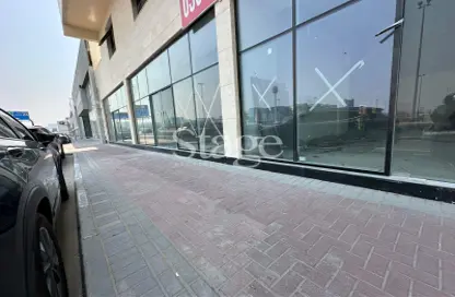Show Room - Studio - 6 Bathrooms for rent in Al Khabisi - Deira - Dubai