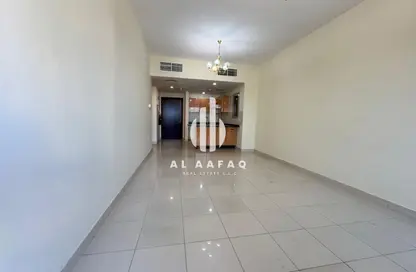 شقة - غرفة نوم - 1 حمام للايجار في المجاز 3 - المجاز - الشارقة شقة - غرفة نوم - 1 حمام للايجار في المجاز 3 - المجاز - الشارقة