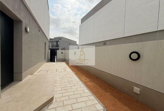 15861018 - Property Image 3