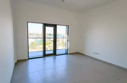 Empty Room image for: Apartment - 2 Bedrooms - 3 Bathrooms for rent in Bloom Marina - Al Bateen - Abu Dhabi, Image 1