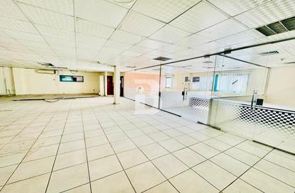 Warehouse - Studio for rent in Al Quoz Industrial Area - Al Quoz - Dubai