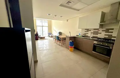 شقة - غرفة نوم - 2 حمامات للايجار في عزيزي شياستا ريزيدنسز - الفرجان - دبي