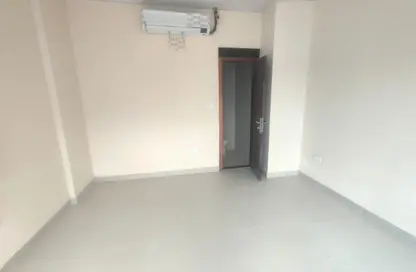 Warehouse - Studio for rent in Al Musalla - Sharjah