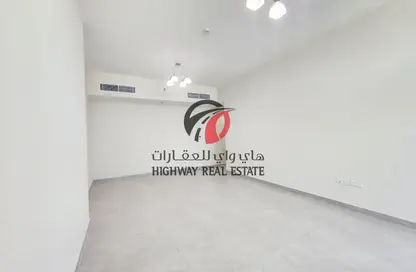 شقة - 2 غرف نوم - 3 حمامات للايجار في مبنى بوابة الممزر - النهدة 1 - النهدة - دبي - دبي