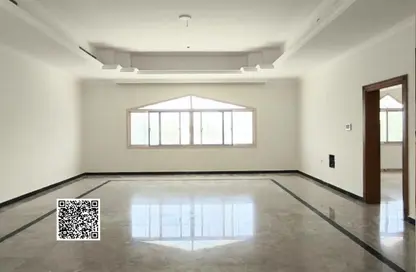 Villa - 4 Bedrooms - 7 Bathrooms for rent in Al Jurf 2 - Al Jurf - Ajman Downtown - Ajman