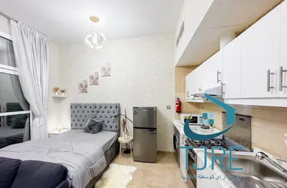 Apartment - Studio - 1 Bathroom for rent in Silicon Gates 1 - Silicon Gates - Dubai Silicon Oasis - Dubai