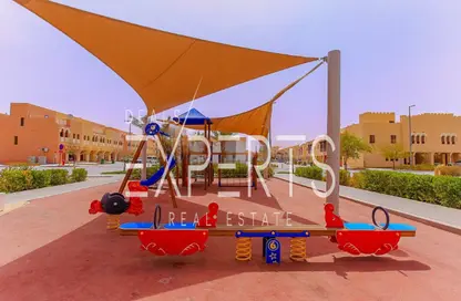 Villa - 2 Bedrooms - 3 Bathrooms for sale in Zone 8 - Hydra Village - Abu Dhabi