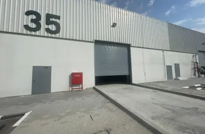 Warehouse - Studio for rent in Al Jazirah Al Hamra - Ras Al Khaimah