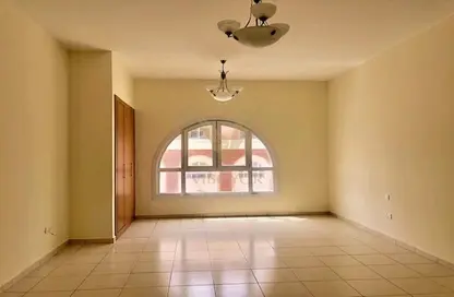 شقة - 1 حمام للبيع في الخزامى 2 - حدائق الإمارات 1 - قرية الجميرا سركل - دبي