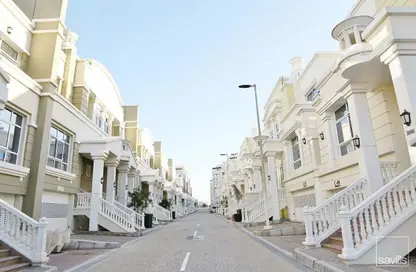 فيلا - 5 غرف نوم - 6 حمامات للايجار في قرية الفرسان - مدينة خليفة - أبوظبي