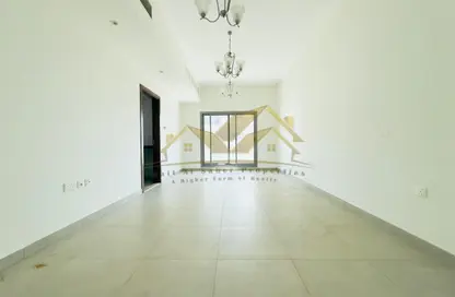 Apartment - 2 Bedrooms - 2 Bathrooms for rent in Jumeirah Garden City - Al Satwa - Dubai