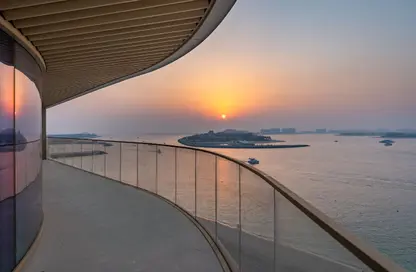 Apartment - 2 Bedrooms - 3 Bathrooms for sale in Grand Bleu Tower 2 - EMAAR Beachfront - Dubai Harbour - Dubai