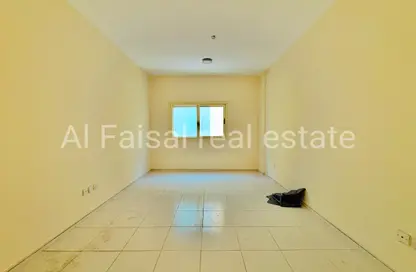 Apartment - 1 Bedroom - 2 Bathrooms for rent in Hajar Building - Muwaileh Commercial - Sharjah
