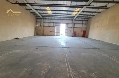 Warehouse - Studio - 1 Bathroom for rent in Al Sajaa Industrial - Al Sajaa - Sharjah