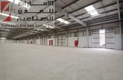 مستودع - استوديو - 1 حمام للايجار في مدينة الإمارات الصناعية - الشارقة