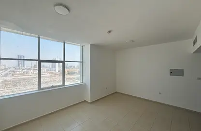 Apartment - Studio - 1 Bathroom for rent in Union Tower - Al Seer - Ras Al Khaimah
