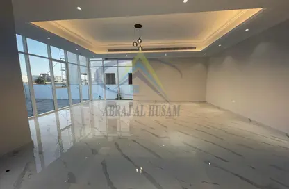 Villa - 5 Bedrooms - 7 Bathrooms for sale in Al Merief - Khalifa City - Abu Dhabi