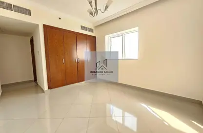 Apartment - 3 Bedrooms - 3 Bathrooms for rent in New Al Taawun Road - Al Taawun - Sharjah