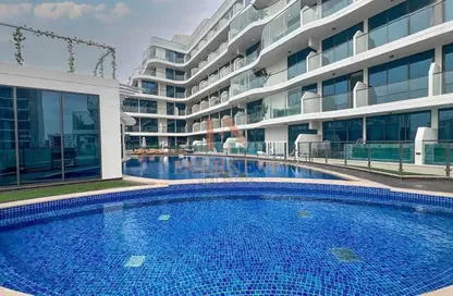 Apartment - 2 Bedrooms - 2 Bathrooms for sale in Samana Park Views - Arjan - Dubai