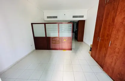 Apartment - Studio - 1 Bathroom for rent in Lake Terrace - JLT Cluster D - Jumeirah Lake Towers - Dubai