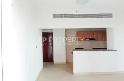 Apartment - Studio - 1 Bathroom for rent in Cricket Tower - Dubai Sports City - Dubai