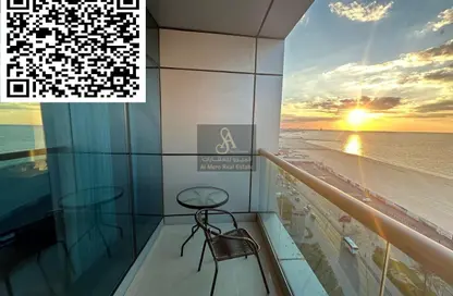 شقة - 2 غرف نوم - 2 حمامات للبيع في مساكن كورنيش عجمان - طريق كورنيش عجمان - عجمان