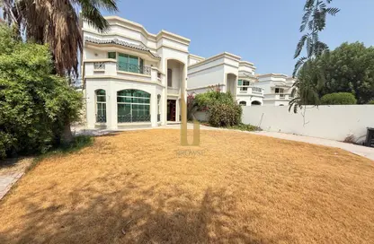 Villa - 5 Bedrooms - 5 Bathrooms for rent in Jumeirah 1 Villas - Jumeirah 1 - Jumeirah - Dubai