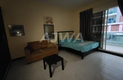 Apartment - Studio - 1 Bathroom for rent in Knightsbridge Court - Jumeirah Village Circle - Dubai