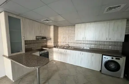 شقة - غرفة نوم - 2 حمامات للايجار في 2 ردهة وستن - ردهة وستن - مدينة السيارات - دبي