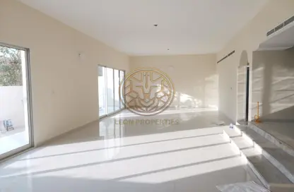 Empty Room image for: Villa - 4 Bedrooms - 4 Bathrooms for rent in Umm Suqeim 1 - Umm Suqeim - Dubai, Image 1
