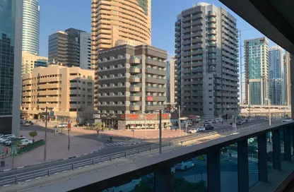 شقة - غرفة نوم - 2 حمامات للايجار في برج الزمرد - دبي مارينا - دبي
