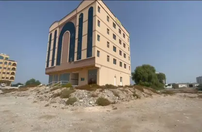 Whole Building - Studio for rent in Al Qusaidat - Ras Al Khaimah