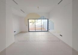 Townhouse - 2 bedrooms - 4 bathrooms for rent in Aldhay at Bloom Gardens - Bloom Gardens - Al Salam Street - Abu Dhabi