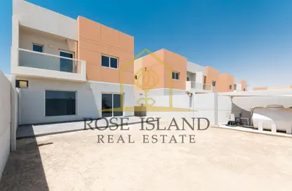 Villa - 3 Bedrooms - 4 Bathrooms for sale in Manazel Al Reef 2 - Al Samha - Abu Dhabi