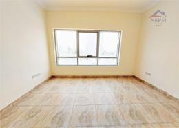 صورةغرفة فارغة لـ: شقة - 1 غرفة نوم - 1 حمام للكراء في منطقة المرور - أبوظبي, صورة 1