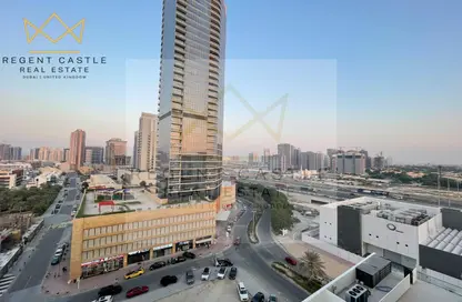 Apartment - 1 Bedroom - 2 Bathrooms for rent in Binghatti Venus - Jumeirah Village Circle - Dubai