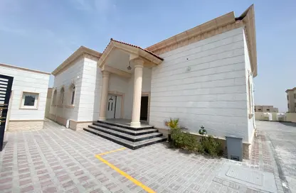 Apartment - 2 Bedrooms - 2 Bathrooms for rent in Mohamed Bin Zayed Centre - Mohamed Bin Zayed City - Abu Dhabi