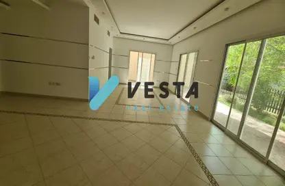Villa - 4 Bedrooms - 6 Bathrooms for rent in Seashore - Abu Dhabi Gate City - Abu Dhabi