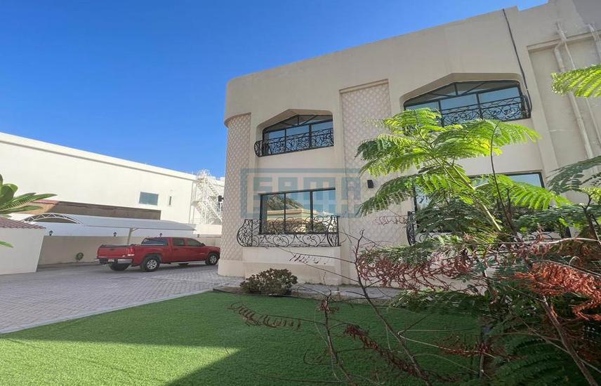 Villa for Rent in Between Two Bridges 5 BHK Large Villa With Private