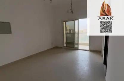 شقة - 1 حمام للبيع في قرية الاميرة - الياسمين - عجمان